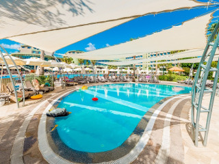 VON RESORT GOLDEN BEACH HOTEL