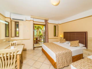 MEDPLAYA HOTEL RIVIERA ONLY ADULTS