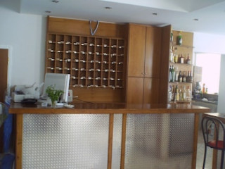 VOSSOS HOTEL APARTMENTS