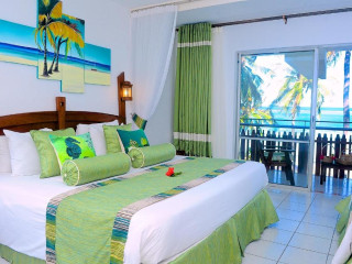 Voyager Beach Resort