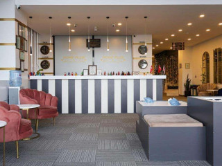 Vplus Hotel