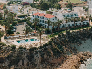 Vrachia Beach Hotel & Suites (Adults Only)