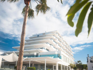 Vrissiana Beach Hotel