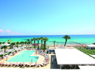 Vrissiana Beach Hotel