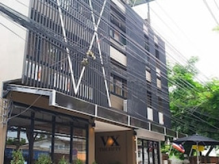 VX THE FIFTY HOSTEL