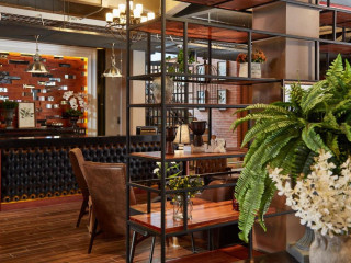 W22 Hotel by Burasari