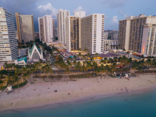 Waikiki Beach Marriott Resort & Spa