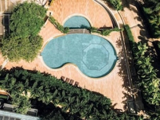 Wake Up Aonang Hotel