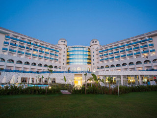 WATER SIDE RESORT HOTEL