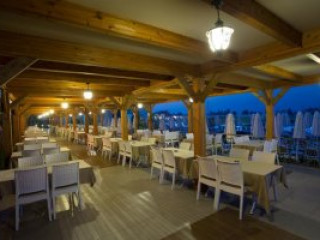 WATER SIDE RESORT HOTEL