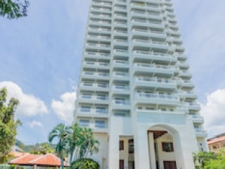 Waterfront Suites Phuket by Centara