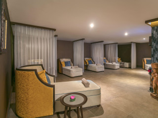 Rixos Sungate - The Land of Legends Access