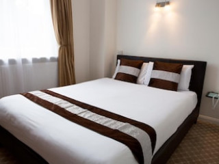 WESTPOINT HOTEL