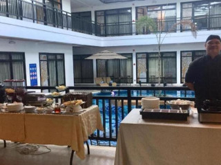 White Breeze Palawan Boutique Hotel