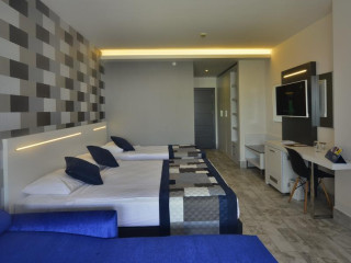 WHITE CITY BEACH HOTEL