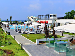 WHITE CITY RESORT HOTEL