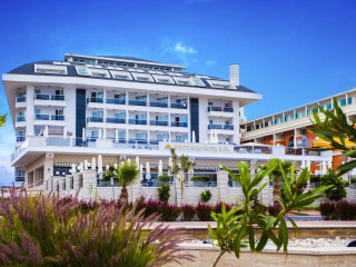 Ansamblu Marina Surf