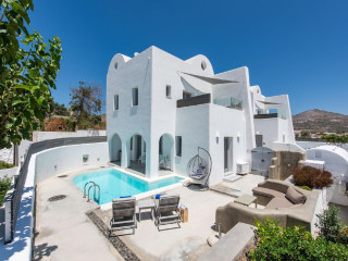 White Harmony Luxury Suites