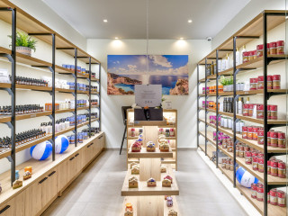 White Olive Elite Laganas