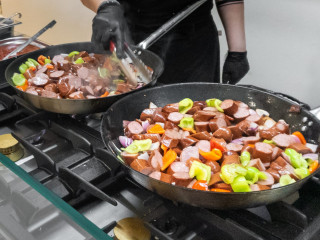 White Olive Elite Laganas