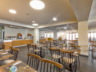 White Olive Premium Laganas