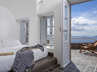 White Pearl Villas Oia