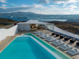 White Stone Mykonos