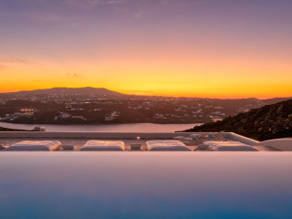 White Stone Mykonos
