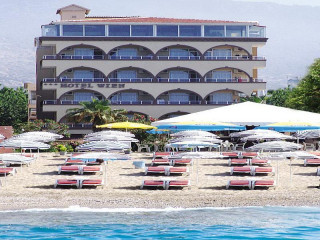 Hotel 3*