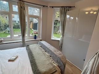 WIMBLEDON HOLIDAY LETS
