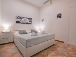 WINE APARTMENTS FLORENCE MOSCATO