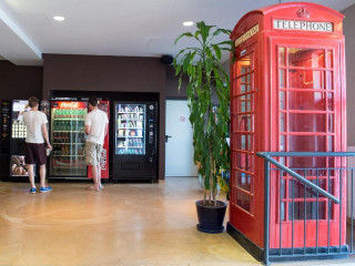 Wombats City Hostel - The Naschmarkt