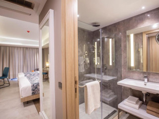 Hotel Woovo Phuket Patong