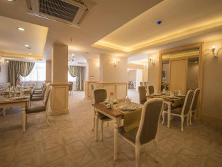 WYNDHAM GARDEN LARA(EX LARA FAMILY CLUB)