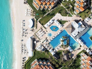 WYNDHAM GRAND CANCUN ALL INCLUSIVE RESORT AND VILLAS