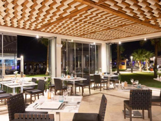XANADU MAKADI BAY