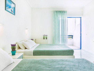 Xenios Port Marina Hotel