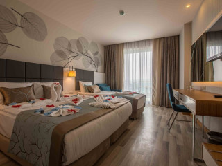 CHAIKA BEACH RESORT