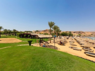 XPERIENCE GOLDEN SANDY BEACH