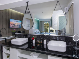 xSuites