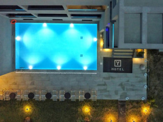 YAKINTHOS HOTEL