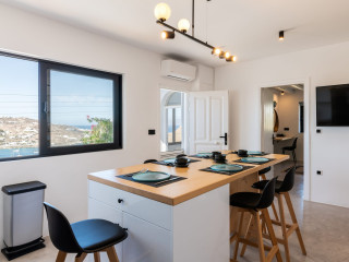 Yalos Mykonos 4 Bedroom Luxury Home Ornos