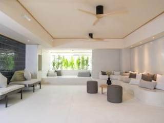 YANH Ratchawat Hotel