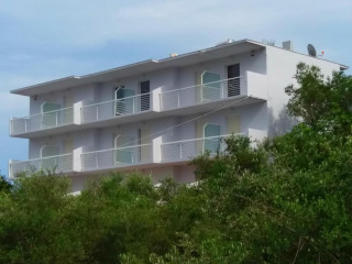 Yanna Studios