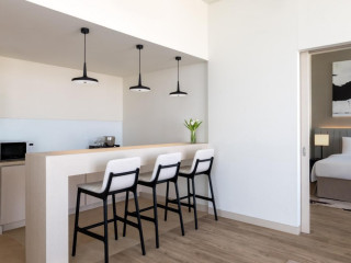 YAS PLAZA MARINA BY IHG