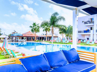 Yiannis Manos Hotel
