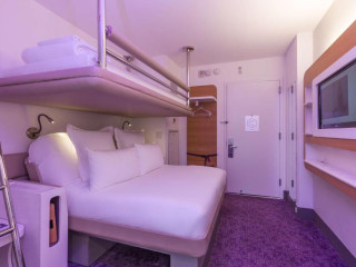 YOTEL New York Times Square