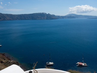 You and Me Suites Oia