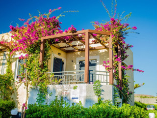 YOUR MEMORIES HOTEL & APARTMENTS