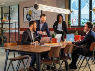 YUNA MONTMARTRE - APARTHOTEL